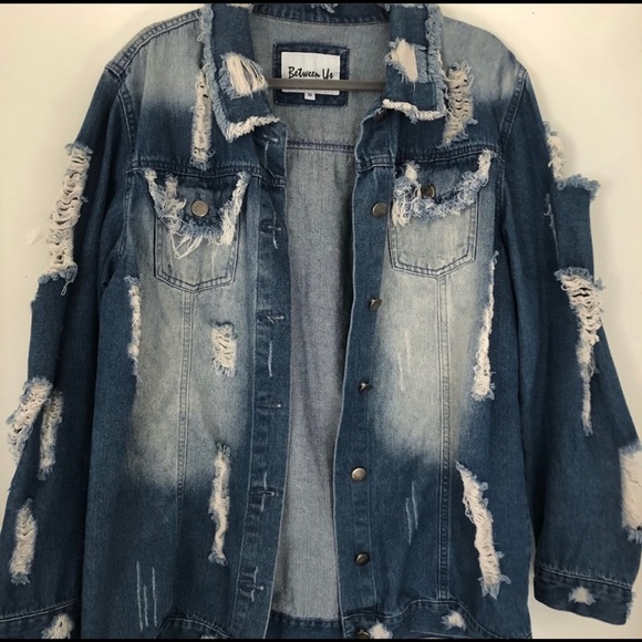 Plus Size Distressed Jean Jacket - Picture 3 of 7